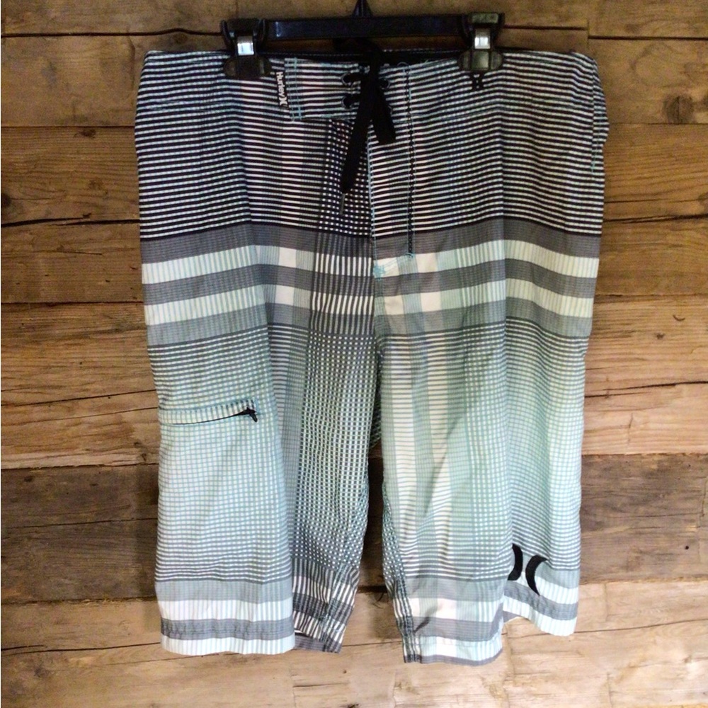 HURLEY😉men’s short